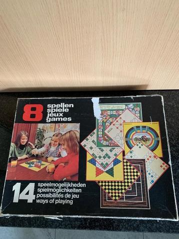 Vintage 8 spellen - magazijn beschikbaar voor biedingen