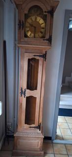 Staande klokt werkt, Ophalen