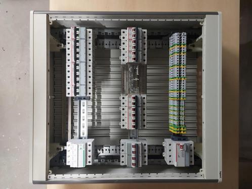 Zekeringkast Legrand, Doe-het-zelf en Bouw, Elektriciteit en Kabels, Zo goed als nieuw, Overige typen, Ophalen
