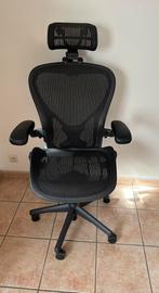 Herman Miller Aeron bureaustoel, Ophalen, Bureaustoel