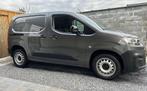 Citroën Berlingo 1.5 BlueHDi Automaat 3Zit Navi 360Cam Acc, Auto's, Citroën, Stof, Gebruikt, Zwart, 4 cilinders