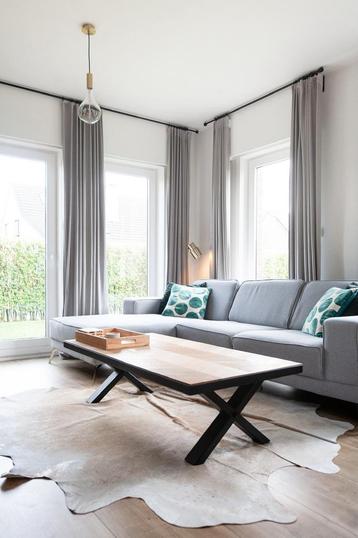 Salontafel beschikbaar voor biedingen