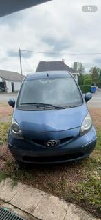 Toyota aygo 1.0 essence boîte automatique 3300€ à discuter, Fietsen en Brommers, Ophalen of Verzenden, Zo goed als nieuw