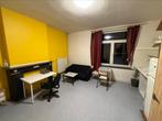 Sous-location : Studio de 20 m² uniquement pour étudiant, Immo, 20 tot 35 m², Luik (stad)