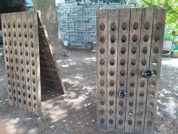 Oude champagnerekken/ Pupitre champagne.  beschikbaar voor biedingen