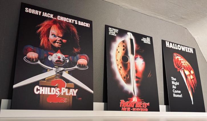 4 Official Displates horror NIEUW, Verzamelen, Posters, Nieuw, Film en Tv, A1 t/m A3, Rechthoekig Staand, Ophalen