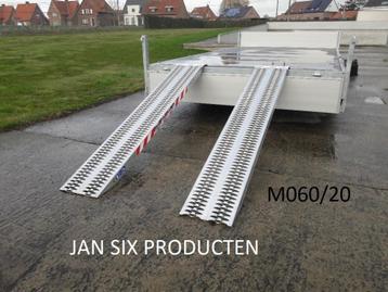 Alu. oprijplaat type M060B3/20 afm. 2000x300 cap 4500 kg/paa beschikbaar voor biedingen