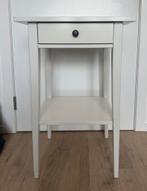 Table de chevet, Huis en Inrichting, Slaapkamer | Nachtkastjes, Ophalen, Gebruikt