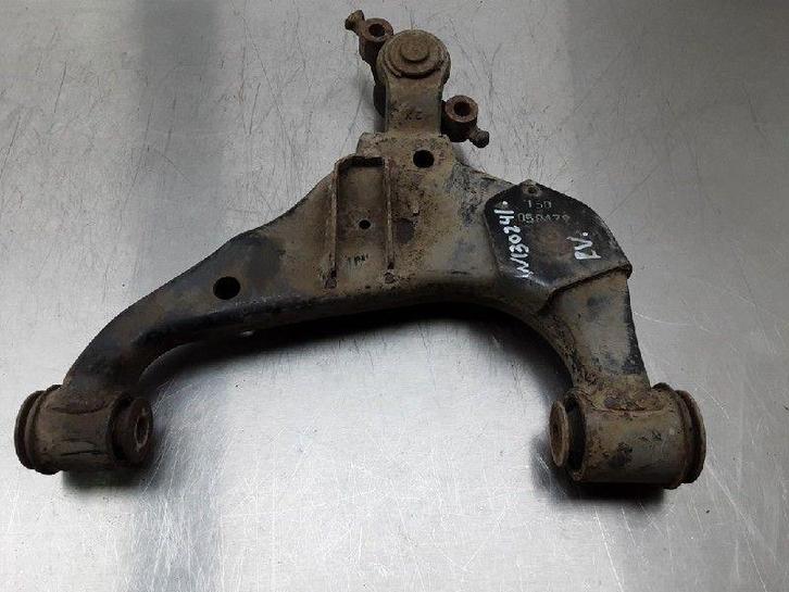 DIVERSEN Draagarm onder rechts-voor Toyota Hilux IV, Auto-onderdelen, Overige Auto-onderdelen, Toyota, Gebruikt