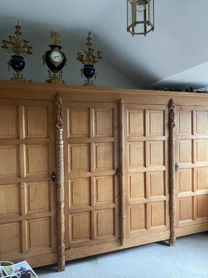 grote eikenhouten kledingkast zeer mooie afwerkingen, Antiek en Kunst, Antiek | Meubels | Kasten, Ophalen