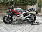 suzuki gladius 650cc **18000km** abs ** topkoffer**, Motoren, 2 cilinders, Motorrijbewijs A, Bedrijf, Meer dan 35 kW