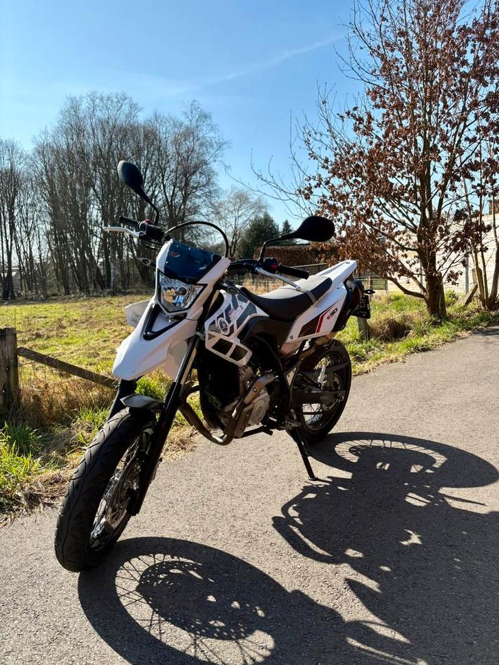 Yamaha Wr125, Fietsen en Brommers, Brommers | Derbi, Zo goed als nieuw, Ophalen
