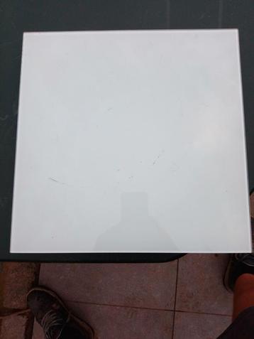 Sleutelkastje metaal beschikbaar voor biedingen