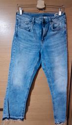 Pantacourt jeans stretch T33 taille haute, Vêtements | Femmes, Enlèvement