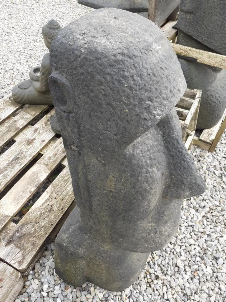 Buste van Moai in gepatineerde steen (hoogte 1 meter), Tuin en Terras, Tuinbeelden, Nieuw, Overige typen, Overige materialen, Ophalen