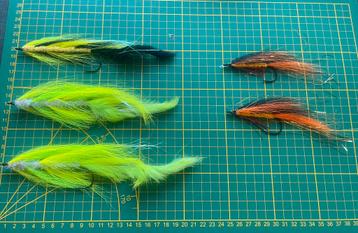 5 ongebruikte/nieuwe snoek streamers beschikbaar voor biedingen