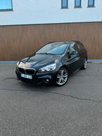 BMW 218i Active Tourer M-Packet - PDC - NAVI - CRUISE, Auto's, BMW, Voorwielaandrijving, https://public.car-pass.be/vhr/f1b9b15c-c2e3-4a0b-b9eb-4cddfbed6e8a