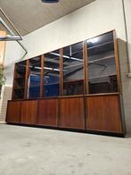 Vintage midcentury wandkast vitrinekast pallisander UNIEK, Antiek en Kunst, Ophalen of Verzenden