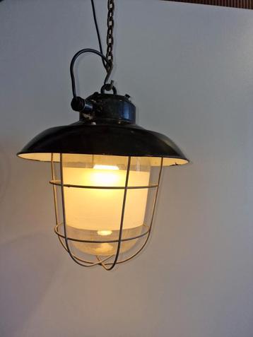 vintage industriële fabrieks lampen, Huis en Inrichting, Lampen | Hanglampen, Ophalen, Gebruikt, Vintage industriële fabrieks lamp