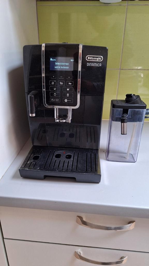 DE LONGHI Machine expresso Dinamica, Electroménager, Cafetières, Comme neuf, Cafetière, Enlèvement