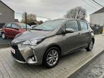 Toyota Yaris 2017 74000km, Auto's, Toyota, 4 cilinders, Bruin, Bedrijf, 5 deurs