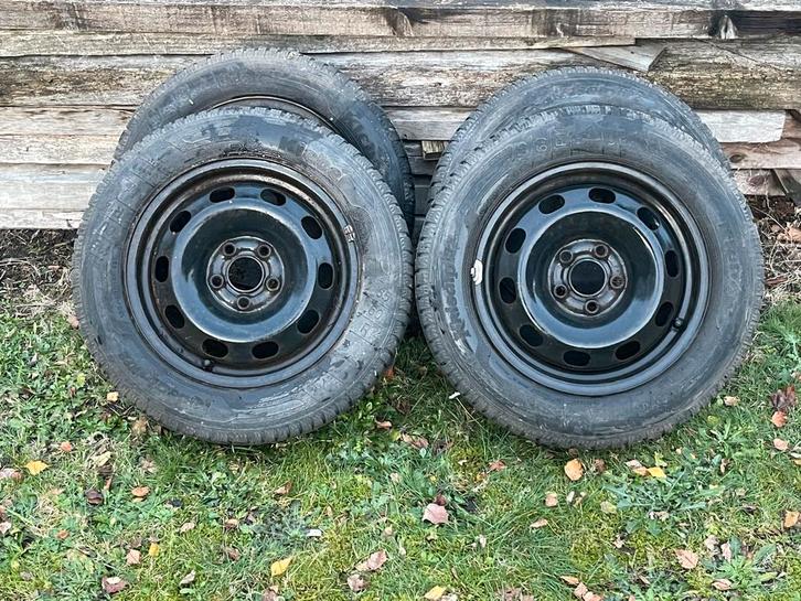 Winterbanden 185/60R14 kleber 4x profiel 6,5mm op vw polo, Auto diversen, Autosport-onderdelen, Zo goed als nieuw, Ophalen