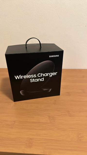 Samsung EP-N5100 Draadloos Oplader beschikbaar voor biedingen