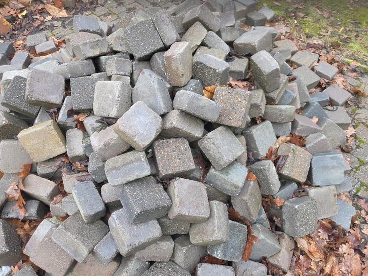 Gratis klinkers, Tuin en Terras, Tegels en Klinkers, Gebruikt, Klinkers, Beton, 10 m² of meer, Ophalen