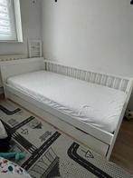 Kinderbed met matras, Ophalen, Gebruikt