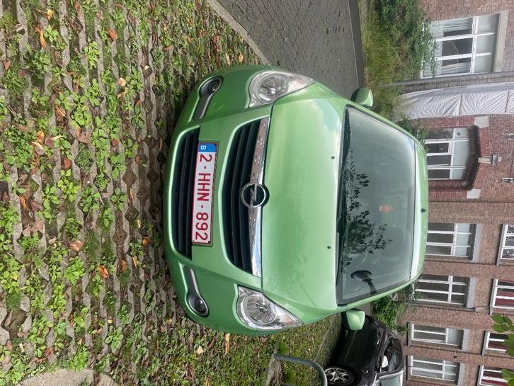 Opel agila 1.3 diesel prix 1900€ négociable, Auto's, Opel, Particulier, Agila, ABS, Airbags, Airconditioning, Alarm, Elektrische buitenspiegels