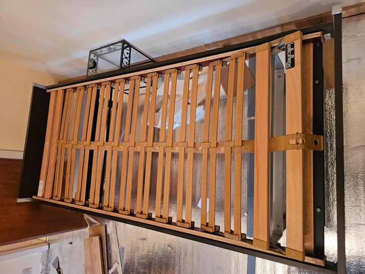 Lattoflex tweepersoonsbed (frame + boxspring + matras), Antiek en Kunst, Antiek | Meubels | Bedden, Ophalen