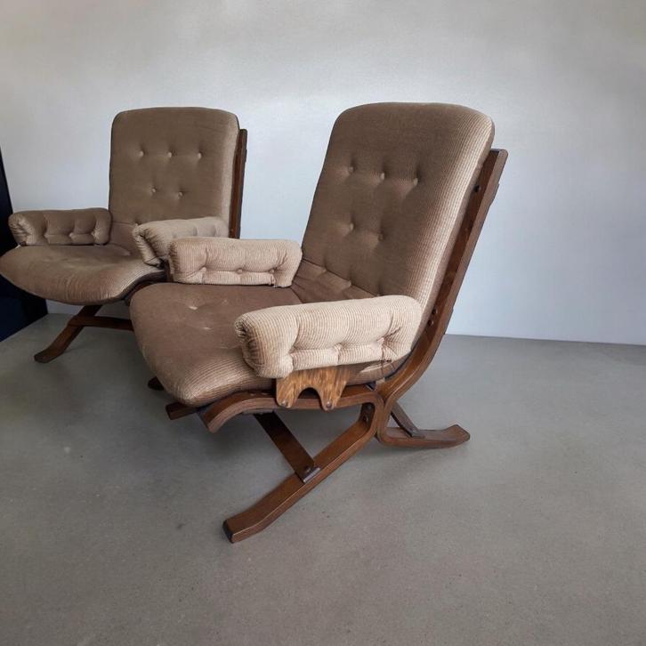 Set van 2 vintage clubzetels / fauteuils Westnofa stijl, Antiek en Kunst, Antiek | Meubels | Stoelen en Sofa's, Ophalen of Verzenden