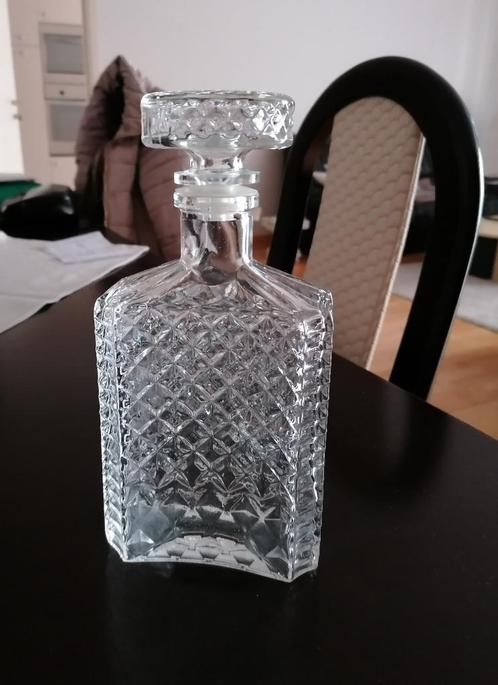 Antieke whiskyfles van gegoten glas (1980), Antiek en Kunst, Antiek | Glaswerk en Kristal, Ophalen