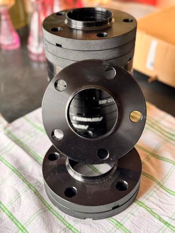 Spacers bmw 14 mm beschikbaar voor biedingen
