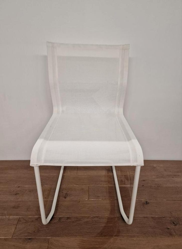 Stoel merk Gloster wit, Huis en Inrichting, Stoelen, Nieuw, Eén, Kunststof, Wit, Ophalen