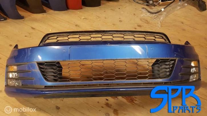SCIROCCO FACELIFT VOORBUMPER COMPLEET GRILLE LR5Z 6x PDC SRA, Auto-onderdelen, Carrosserie, Bumper, Volkswagen, Voor, Gebruikt
