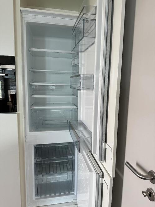 Koelkast diepvries combinatie inbouw van het merk Siemens, Elektronische apparatuur, Koelkasten en IJskasten, Gebruikt, Met aparte vriezer