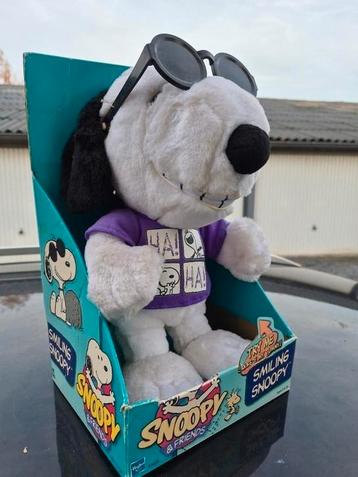 Snoopy grote interactieve retro knuffel  beschikbaar voor biedingen