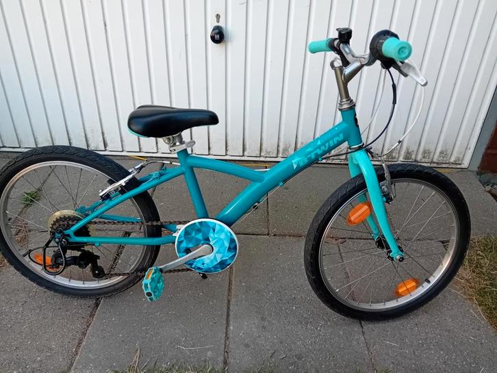 Nette kinderfiets. BTWIN 20 inch (6 en 9 jaar), Fietsen en Brommers, Fietsen | Kinderfietsjes, Zo goed als nieuw, 20 inch of meer