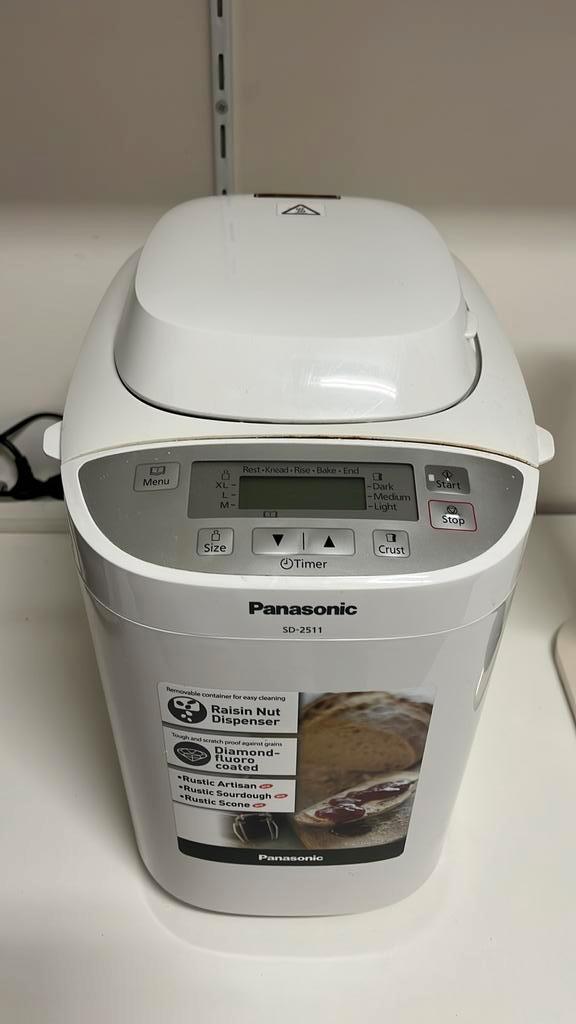 Panasonic SD-2511 broodbakmachine, Electroménager, Machines à pain, Utilisé, Avec minuteur, 400 à 800 grammes de pâte, Plus de 10 programmes