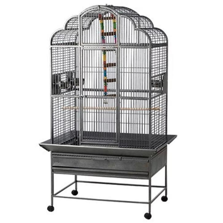 La cage à perroquets grise martelée Villa Claudia est mainte, Animaux & Accessoires, Oiseaux | Cages & Volières, Neuf, Cage à oiseaux