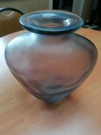 vaas paars glas, Overige kleuren, Ophalen of Verzenden, Minder dan 50 cm, Glas