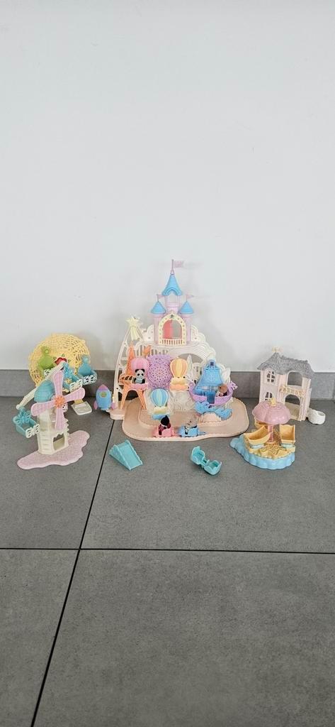 Sylvanian families kasteel/volledig pretpark, Kinderen en Baby's, Speelgoed | Buiten | Speelhuisjes, Zo goed als nieuw, Ophalen