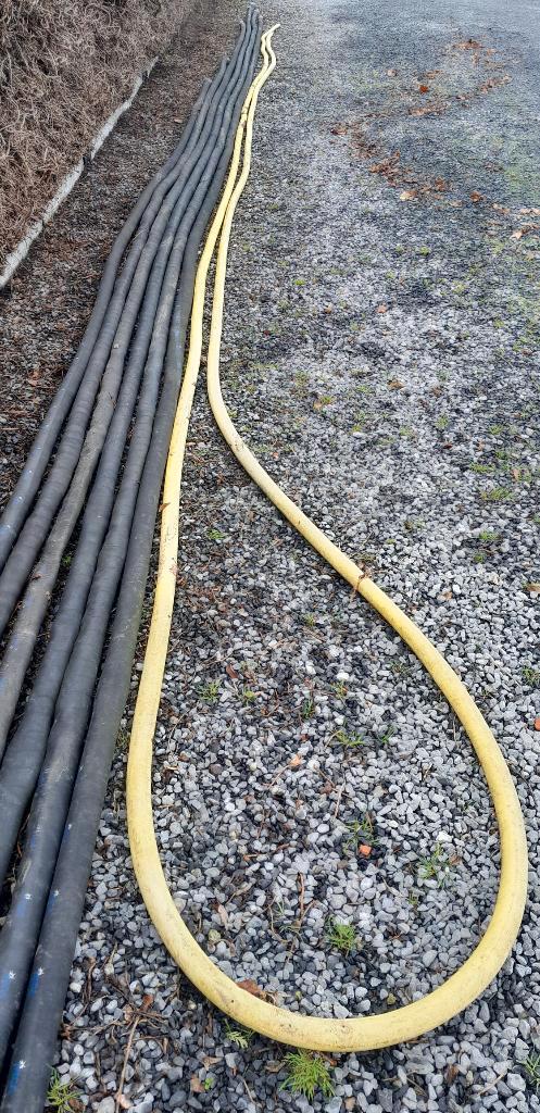 25 m volle gele darm / (tuin)slang binnendiameter 35 mm, Tuin en Terras, Tuinslangen, Gebruikt, Tuinslang, Ophalen