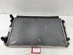 RADIATEUR Volkswagen Passat (3G2) (01-2014/-) (5Q0121251GD), Gebruikt, Volkswagen