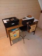 Bureau + kast, Ophalen, Gebruikt, Bureau