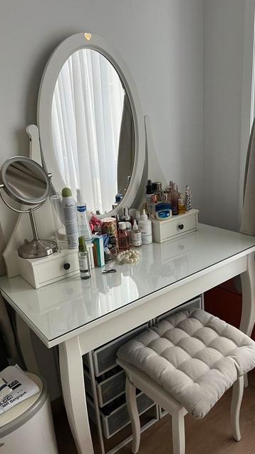 Ikea Hemnes Make-up tafel beschikbaar voor biedingen