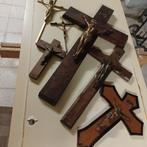 Verschillende kruisbeelden, Ophalen