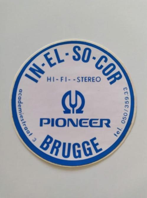 Vintage Sticker - In-El-So-Cor Pioneer Brugge - Mooie staat, Verzamelen, Stickers, Zo goed als nieuw, Winkel of Supermarkt, Ophalen of Verzenden