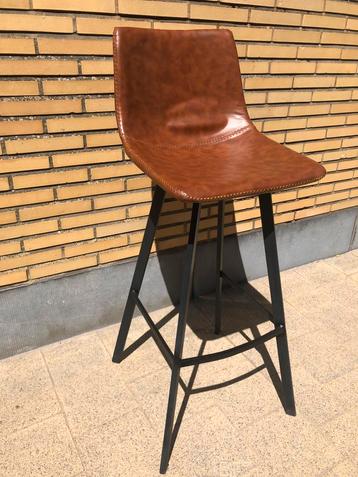 Barkruk spartacus lederlook beschikbaar voor biedingen